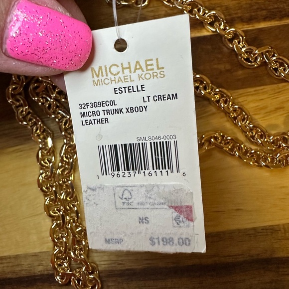 Michael Kors Mini Bag in White with Gold Accents - Picture 6 of 7